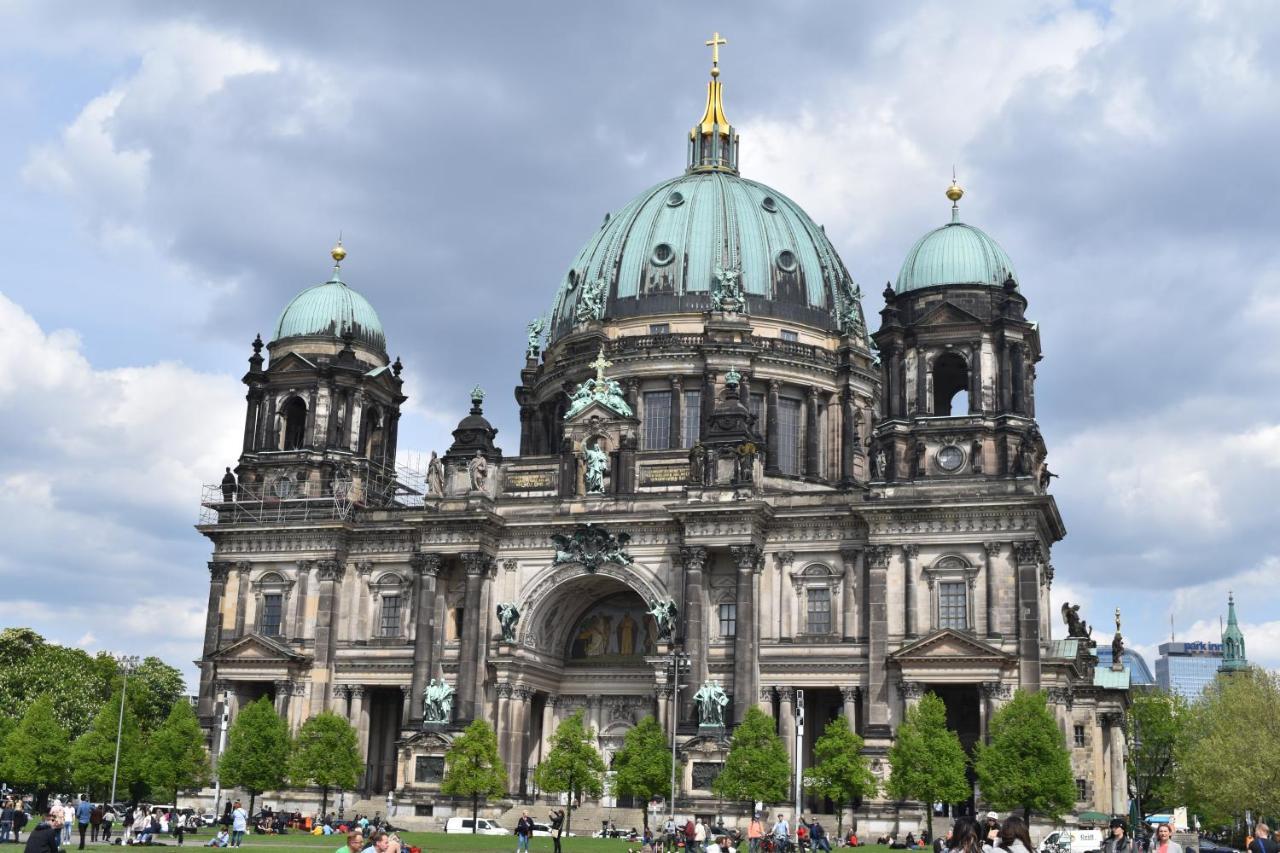 Berlin - Schoenefeld Gruene Wohnung المظهر الخارجي الصورة